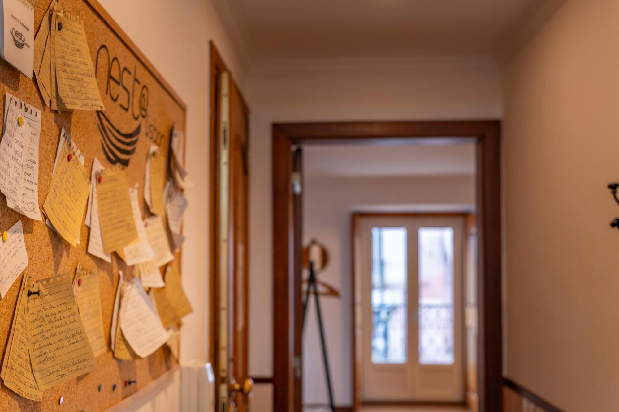 Superb Apartments Overlooking Graca In Lisbon Bilik gambar