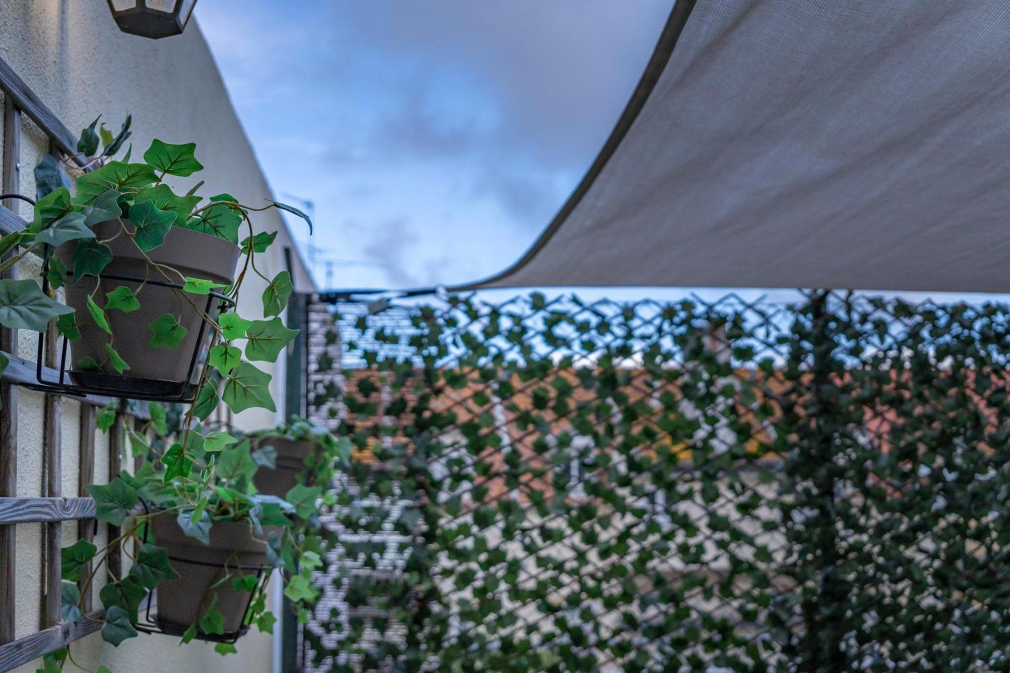 Superb Apartments Overlooking Graca In Lisbon Bilik gambar