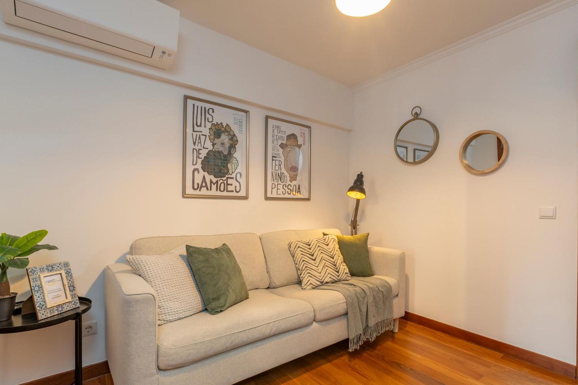 Superb Apartments Overlooking Graca In Lisbon Bilik gambar