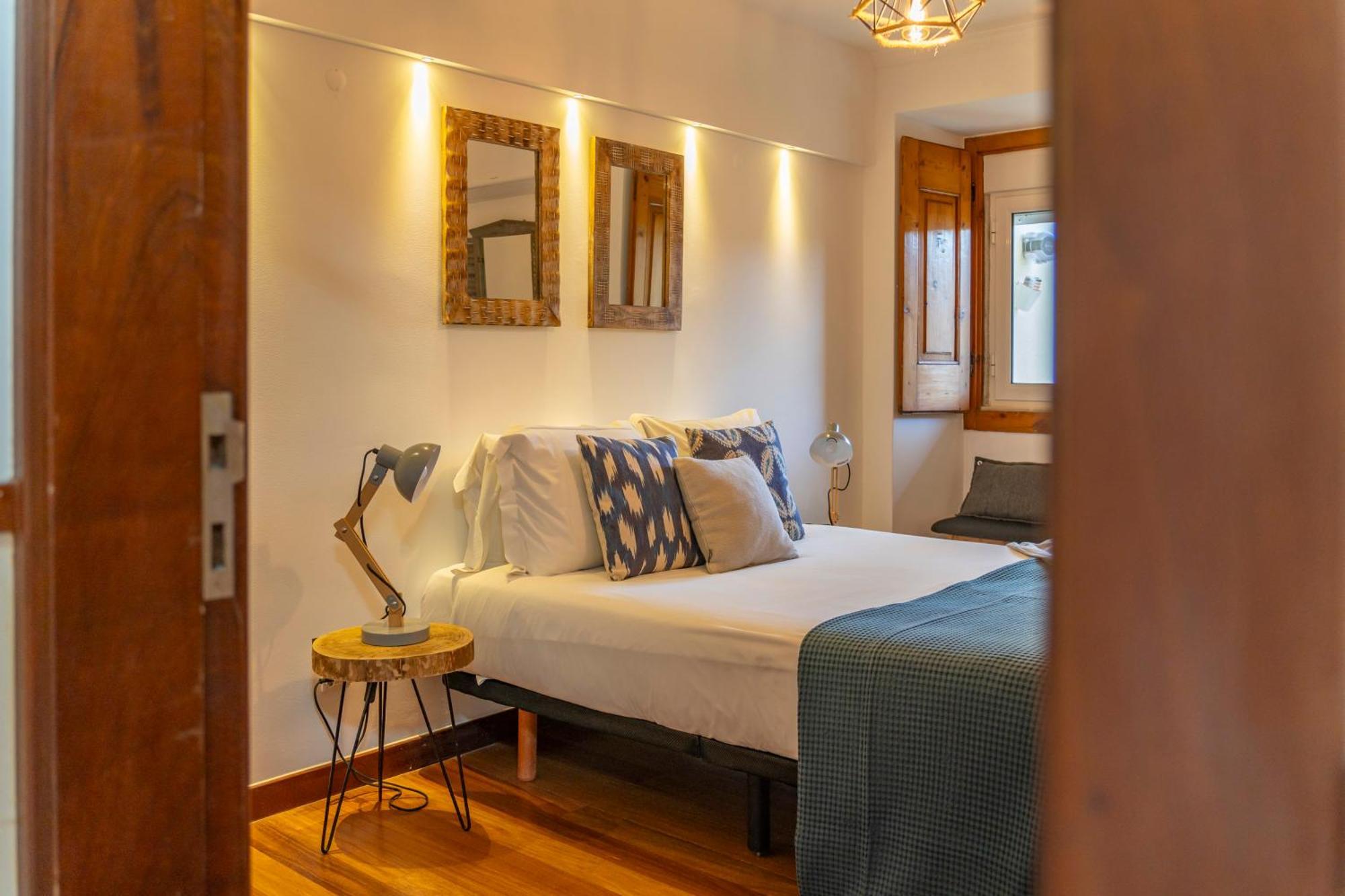 Superb Apartments Overlooking Graca In Lisbon Bilik gambar