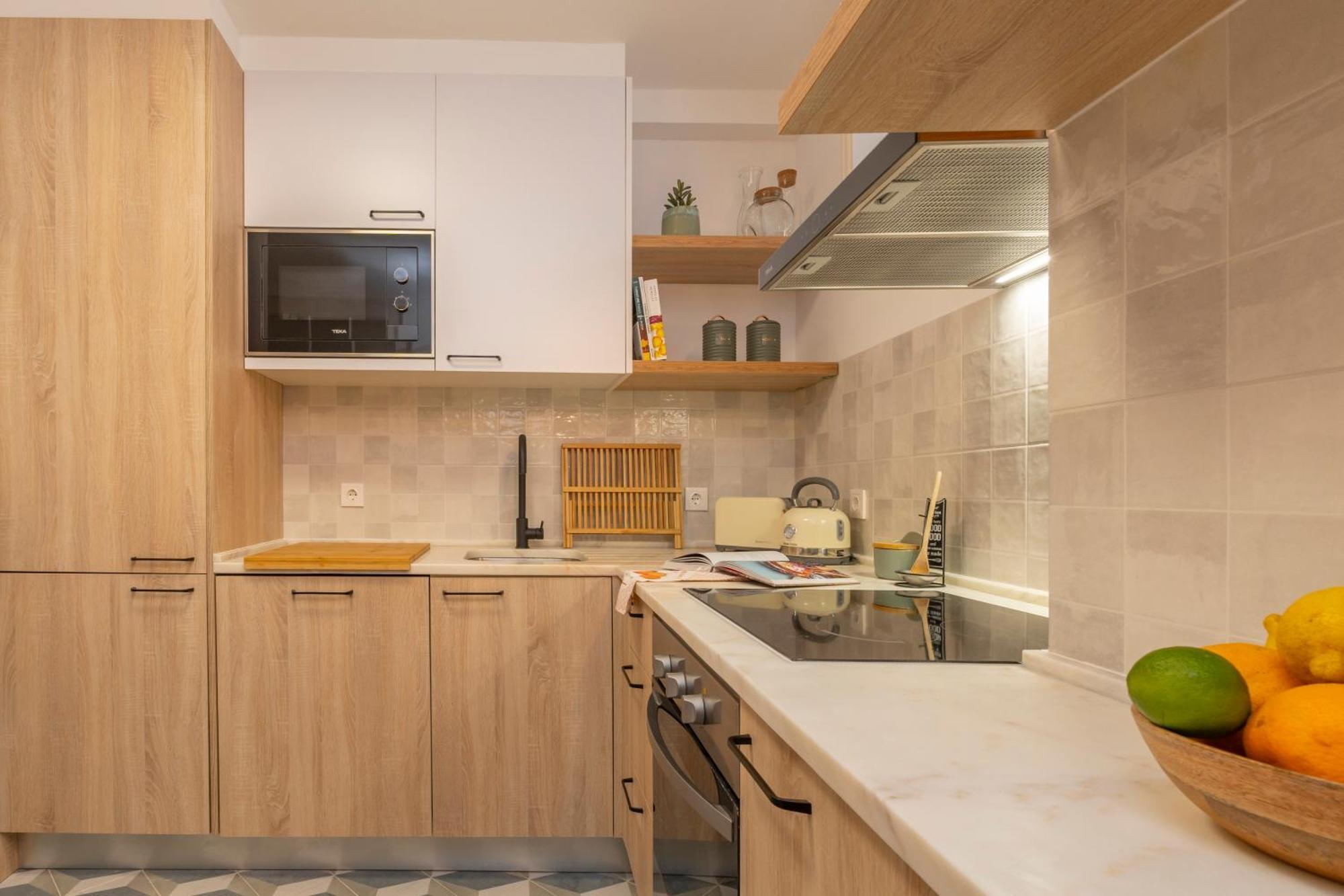Superb Apartments Overlooking Graca In Lisbon Bilik gambar