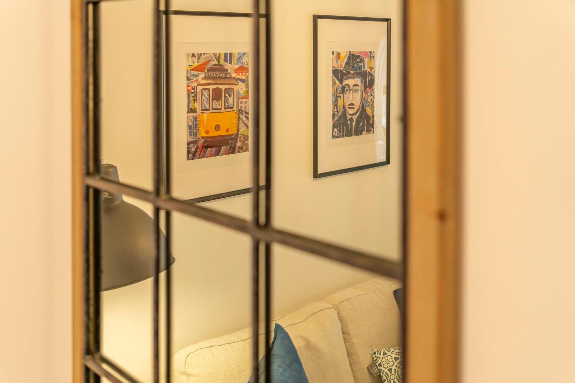 Superb Apartments Overlooking Graca In Lisbon Bilik gambar